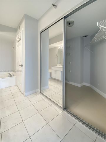 3400 NE 192nd Street LPH7, Aventura, FL 33180