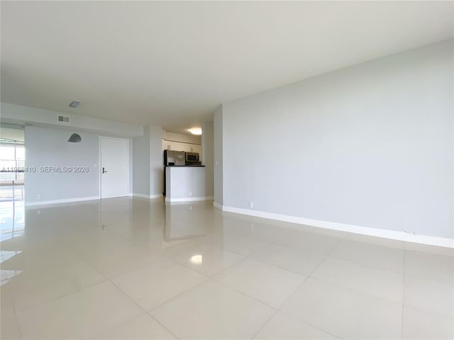 3400 NE 192nd Street LPH7, Aventura, FL 33180