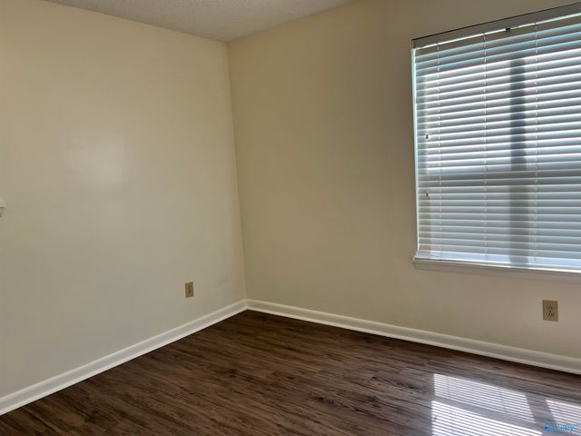 9718 Wallwood Drive, Huntsville, AL 35803