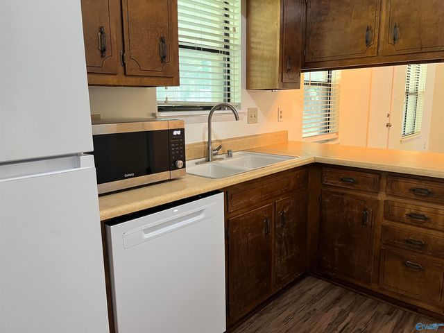 9718 Wallwood Drive, Huntsville, AL 35803