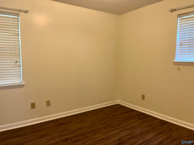9718 Wallwood Drive, Huntsville, AL 35803