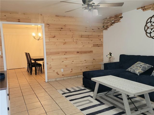706 Buford Street, Springdale, AR 72762