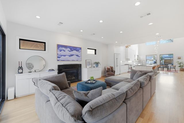 7340 Syracuse Drive, Dallas, TX 75214