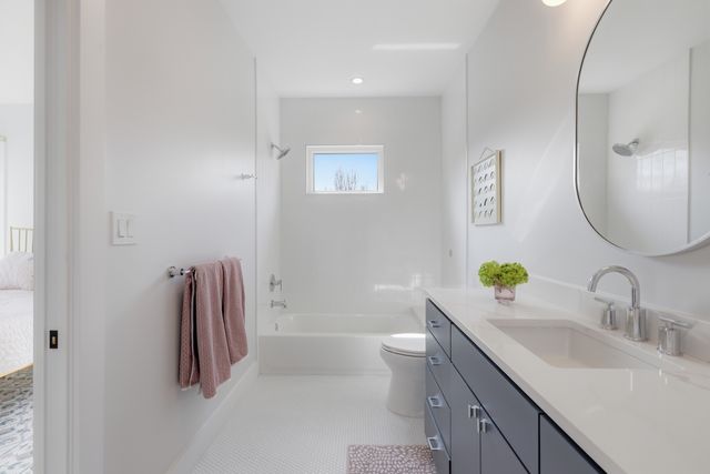 7340 Syracuse Drive, Dallas, TX 75214