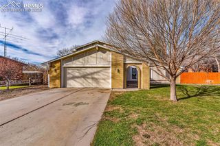7 Kingsbridge Place, Pueblo, CO 81001