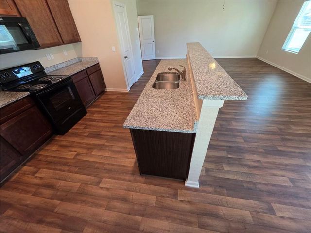 899 Independence Avenue, Pendergrass, GA 30567