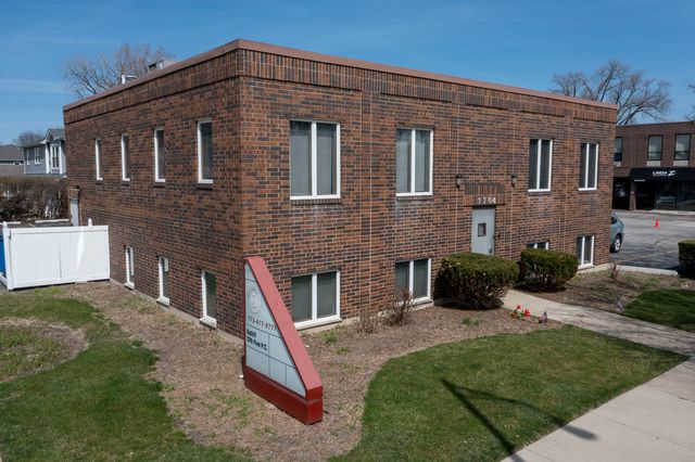 1204 E Central Road, Arlington Heights, IL 60005