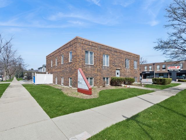 1204 E Central Road, Arlington Heights, IL 60005