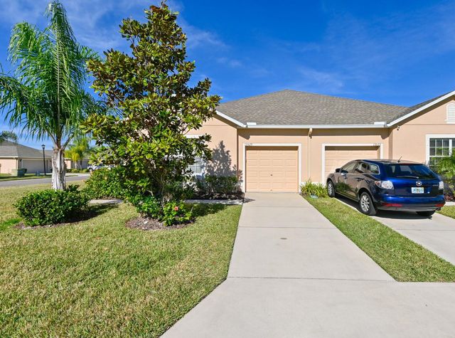 13529 CREST LAKE DR, Hudson, FL 34669