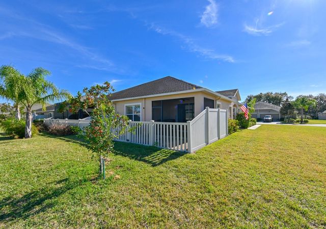 13529 CREST LAKE DR, Hudson, FL 34669