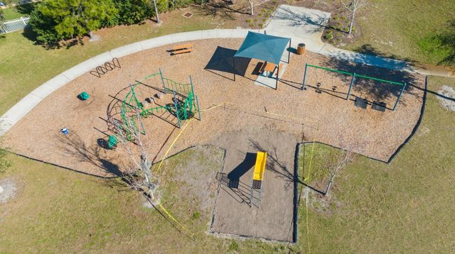 13529 CREST LAKE DR, Hudson, FL 34669