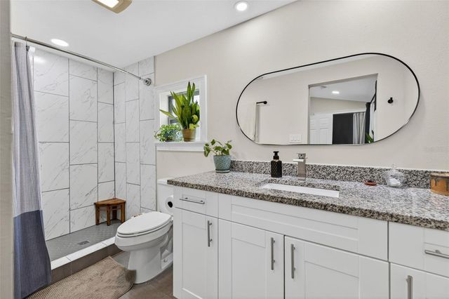 768 53RD TERRACE N, St Petersburg, FL 33703