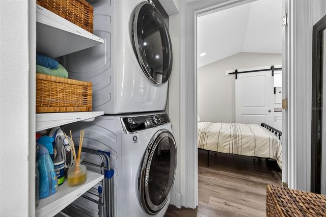 768 53RD TERRACE N, St Petersburg, FL 33703