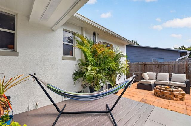 768 53RD TERRACE N, St Petersburg, FL 33703