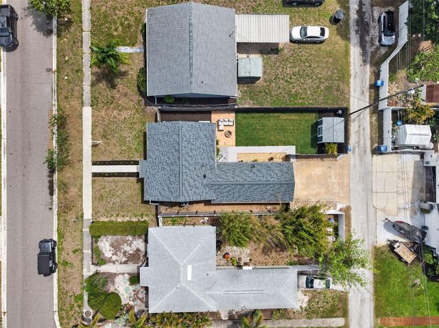 768 53RD TERRACE N, St Petersburg, FL 33703