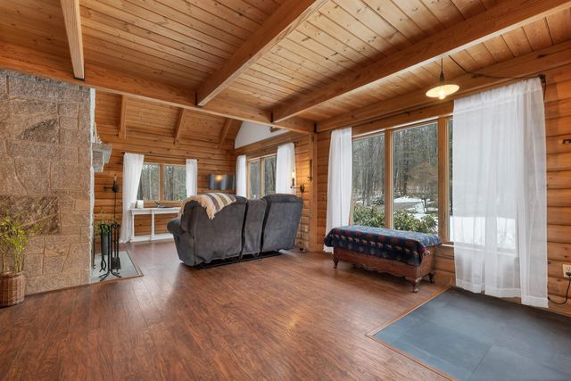 233 Ossipee Mountain Road, Moultonborough, NH 03254