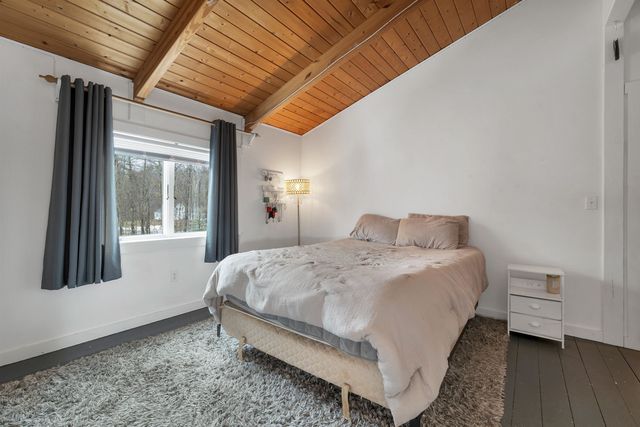 233 Ossipee Mountain Road, Moultonborough, NH 03254