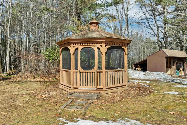 233 Ossipee Mountain Road, Moultonborough, NH 03254