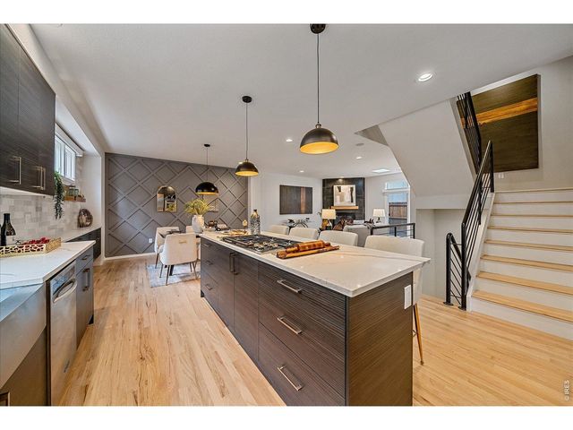 467 Harrison St, Denver, CO 80206