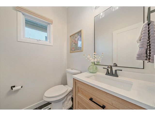 467 Harrison St, Denver, CO 80206