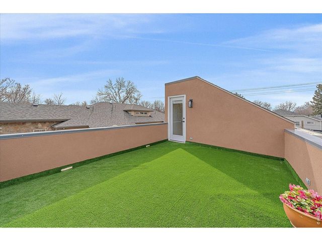 467 Harrison St, Denver, CO 80206