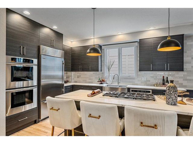 467 Harrison St, Denver, CO 80206
