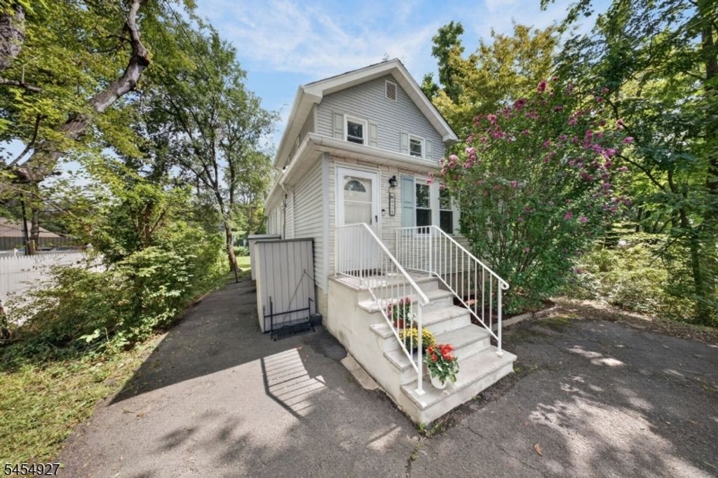 926 N Washington Ave, Green Brook Twp., NJ 08812 — photo 4