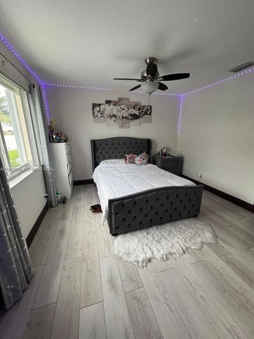 17401 SW 140th Ct, Miami, FL 33177