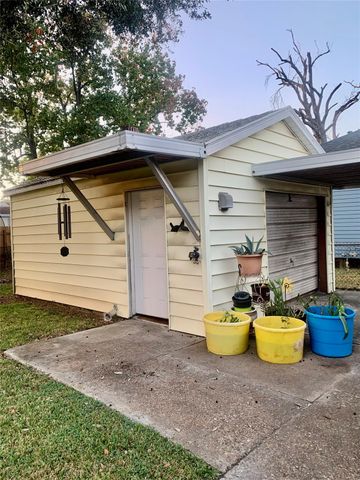 638 Hollywood Street, Houston, TX 77015