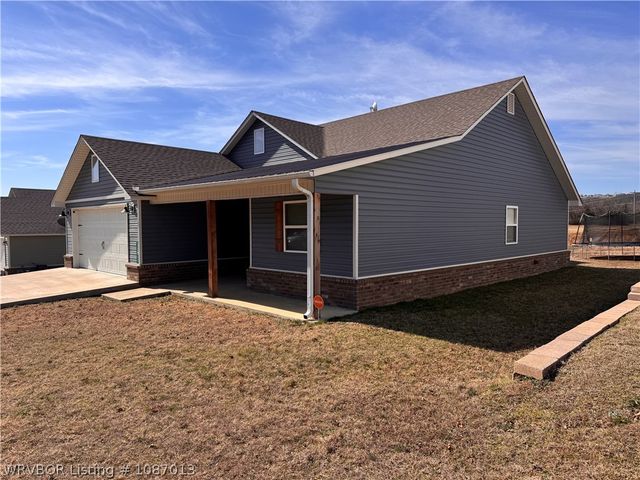 32811 Webb Lane, Poteau, OK 74953