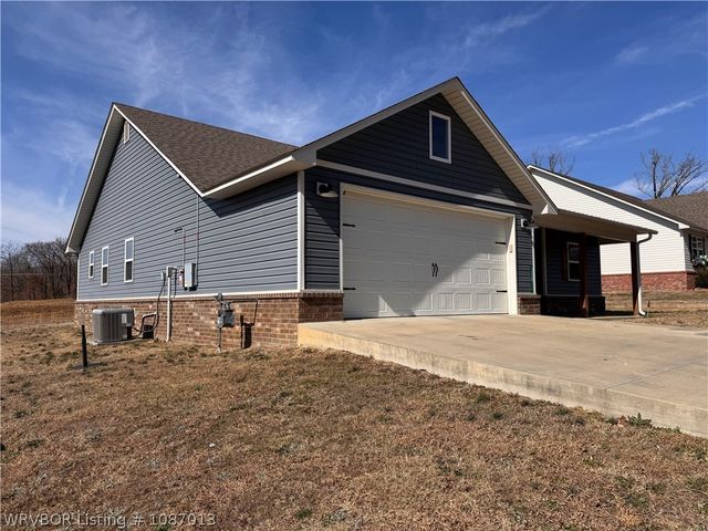 32811 Webb Lane, Poteau, OK 74953