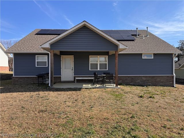 32811 Webb Lane, Poteau, OK 74953