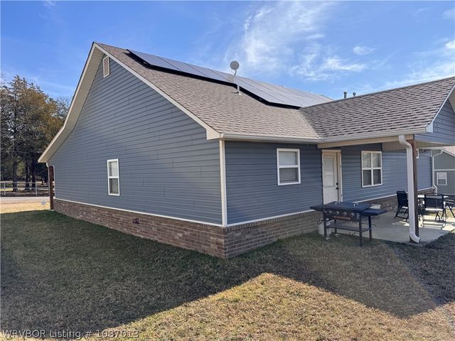 32811 Webb Lane, Poteau, OK 74953