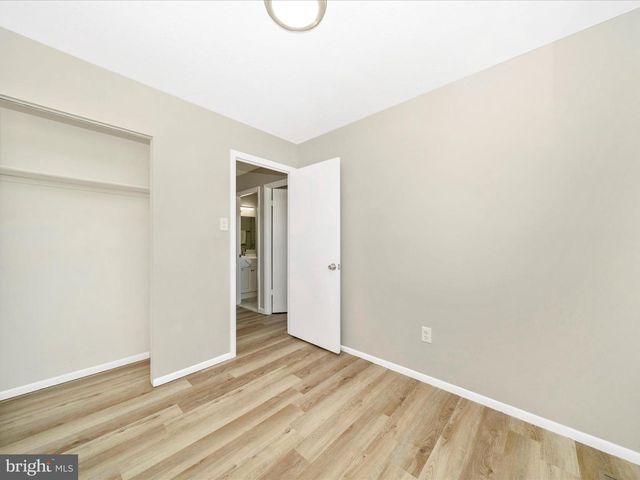 18 VILLA CAPRI CIR, Baltimore, MD 21221