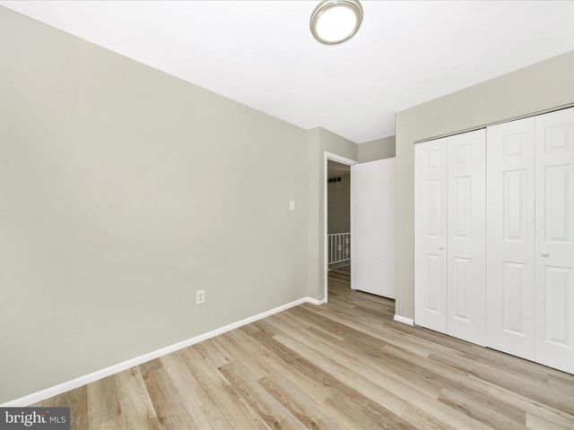 18 VILLA CAPRI CIR, Baltimore, MD 21221