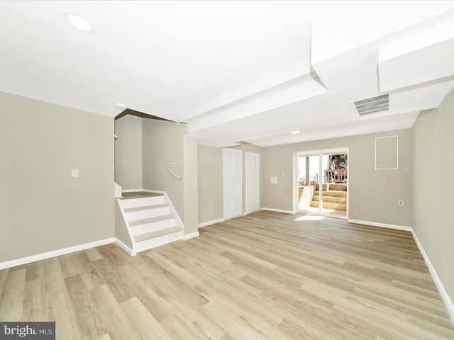 18 VILLA CAPRI CIR, Baltimore, MD 21221