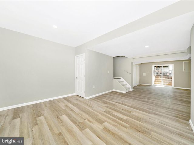 18 VILLA CAPRI CIR, Baltimore, MD 21221