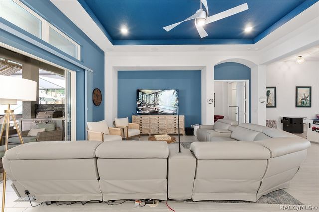 1500 W Alton Bay Place, Hernando, FL 34442