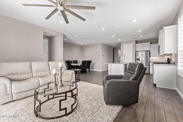 27914 N 19TH Drive, Phoenix, AZ 85085