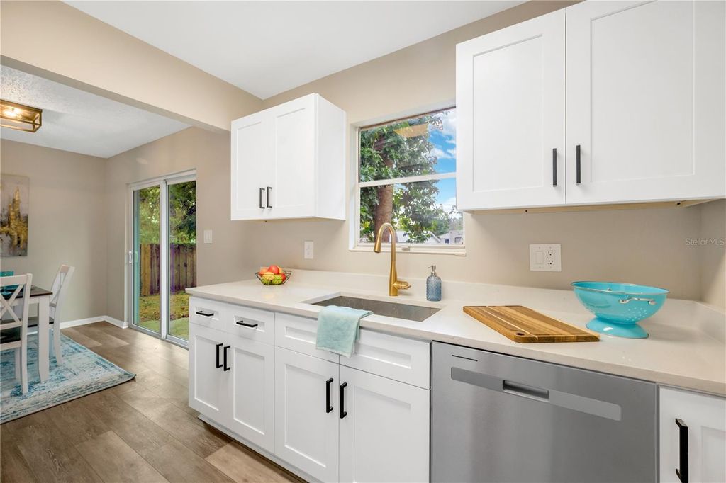 Image 3 of property listing at 2503 ELM STREET, Seffner, FL 33584