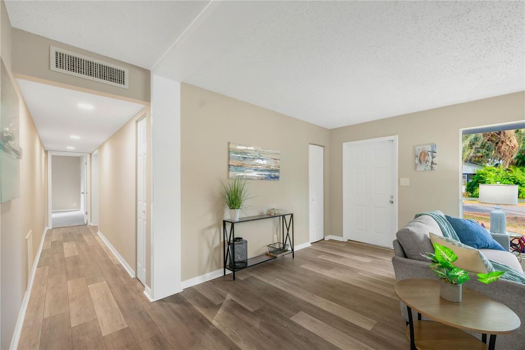 Image 35 of property listing at 2503 ELM STREET, Seffner, FL 33584