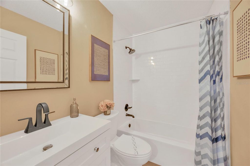 Image 6 of property listing at 2503 ELM STREET, Seffner, FL 33584