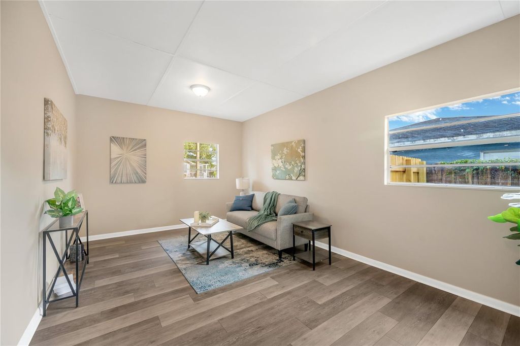 Image 7 of property listing at 2503 ELM STREET, Seffner, FL 33584