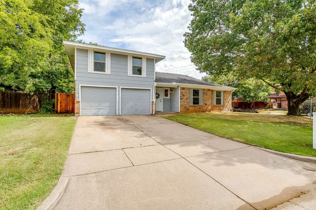 1233 Nicole Way, Fort Worth, TX 76028