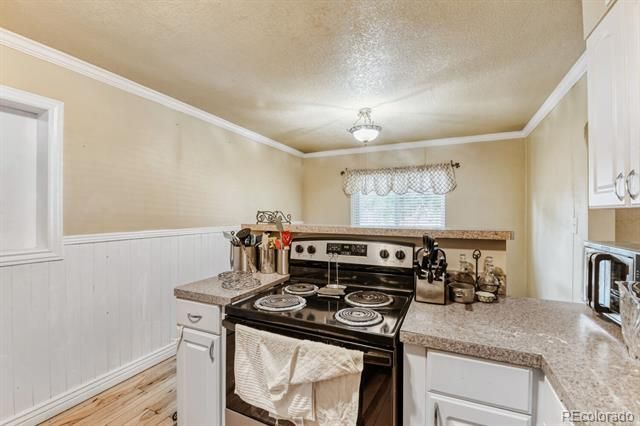 9390 Nagel Drive, Denver, CO 80229