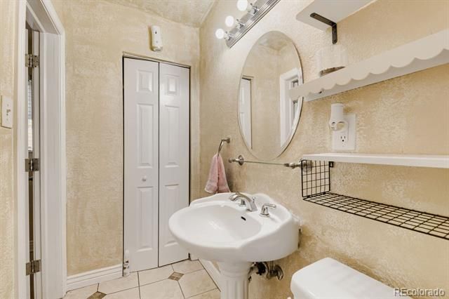 9390 Nagel Drive, Denver, CO 80229