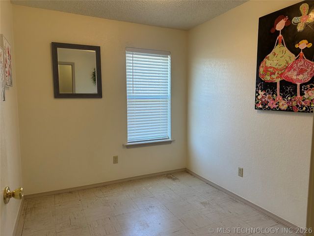 507 S 2nd Street, Morris, OK 74445