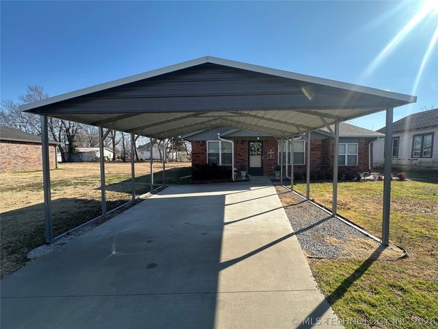 507 S 2nd Street, Morris, OK 74445