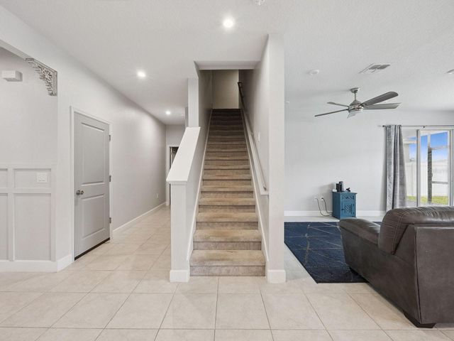 137 LAVENNA AVENUE, St Cloud, FL 34771