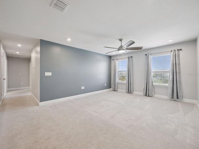 137 LAVENNA AVENUE, St Cloud, FL 34771